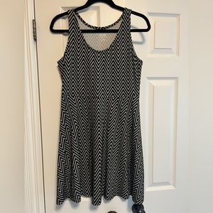 Mossimo Black/ White Dress